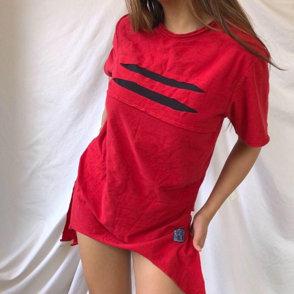 Red claw mark grunge t shirt - Picture 4 of 4